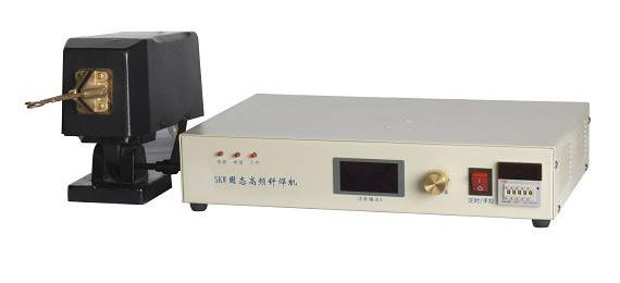 FC--5KW̑BlC